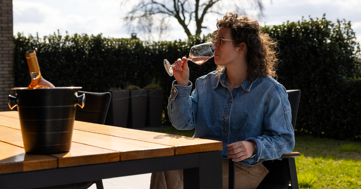 Wijnproeverij in Delft voor bedrijven: verbinden, verrassen en beleven
